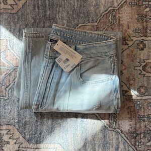 American Eagle Light Blue Jeans NWT SIZE 2